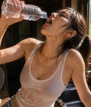 Secret Habit❤ごくり。飲む美女 / Gokuri: Drinking Beauties｜評価